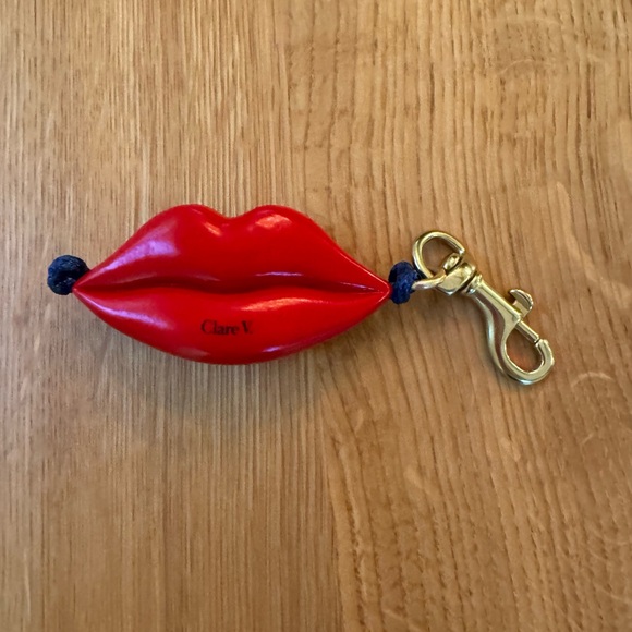 Clare V Red Lips Fob NWT retail $75 - Picture 4 of 7